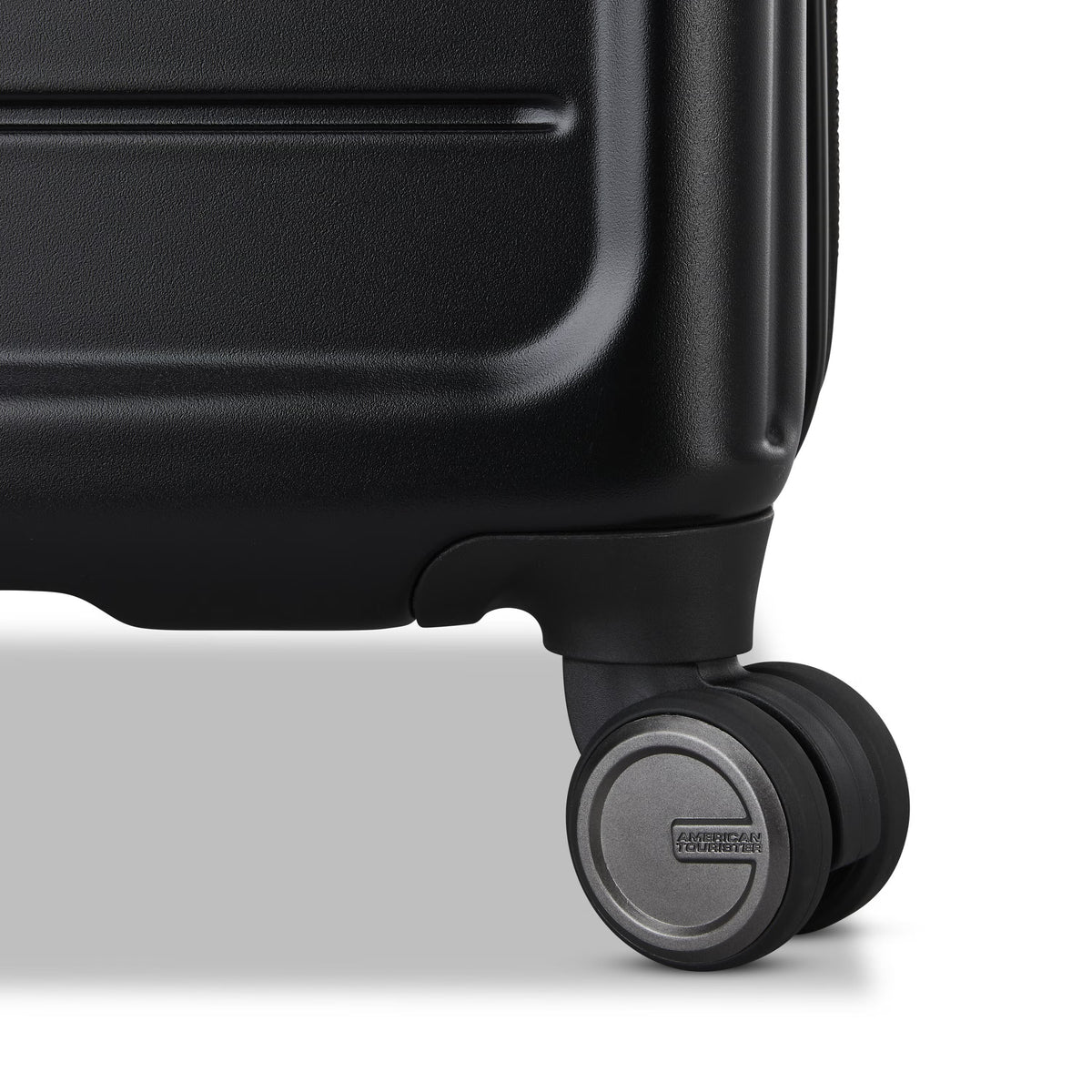 American Tourister Fathead 22" Expandable Hardside Carry-On Spinner – Black , , 152600-1041-WHEEL-5