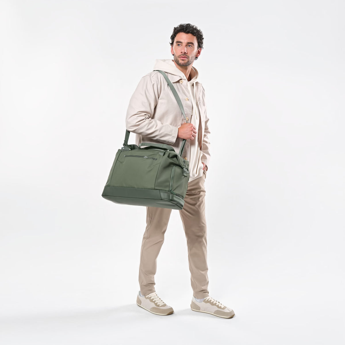 Samsonite Axxis Weekender Duffel Bag , , 161415-1633-LIFESTYLE-13