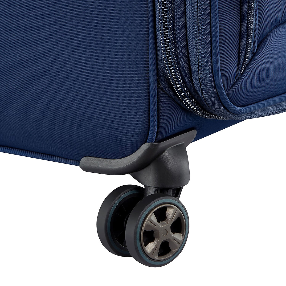 Delsey Cruise 3.0 Soft Large Expandable Spinner , , 6958C693-23EA-4848-9941A0D20FFE084C_sc7