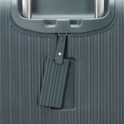 Samsonite Silhouette 18 Medium Expandable Spinner