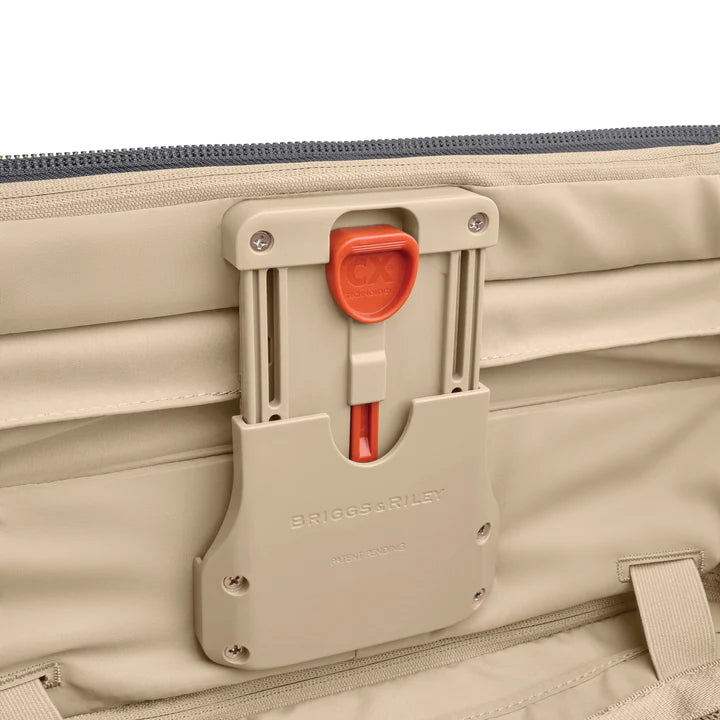 Briggs & Riley Baseline Large Expandable Spinner
