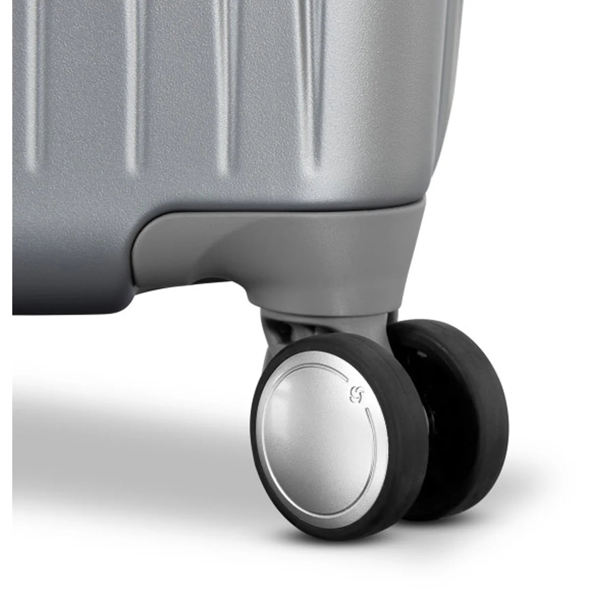 Samsonite Opto 3 Carry-On Expandable Spinner