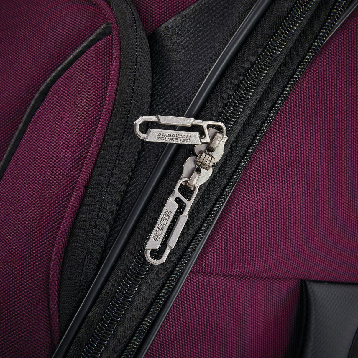 American Tourister 4 Lix 2.0 Medium Spinner , , 1423532011_24Spin_4_Zipper