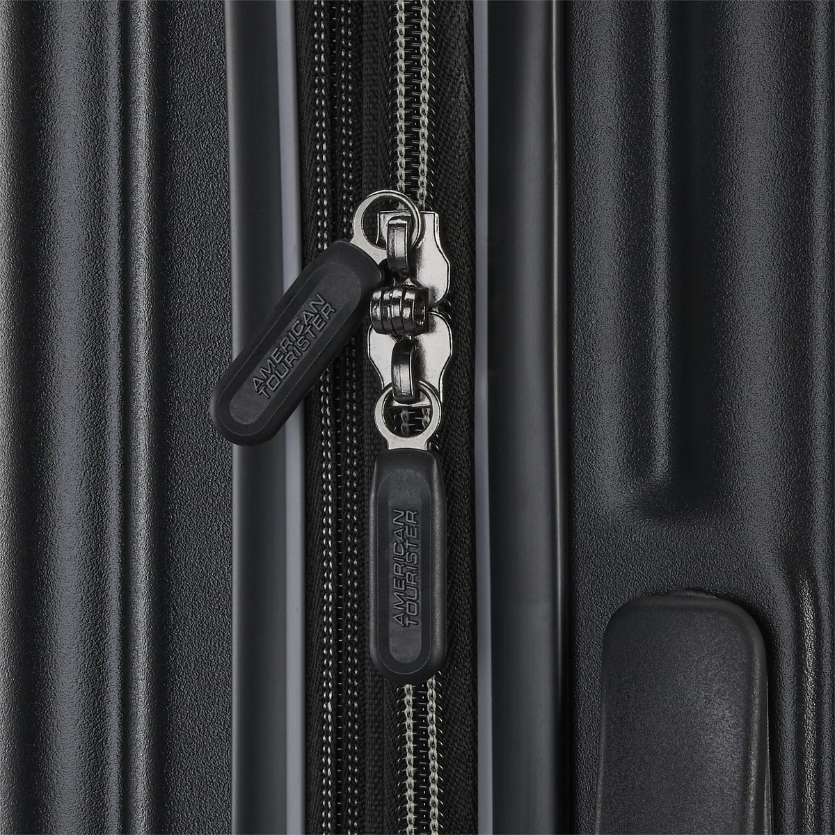 American Tourister Fathead 22" Expandable Hardside Carry-On Spinner – Black , , 152600-1041-ZIPPER-4