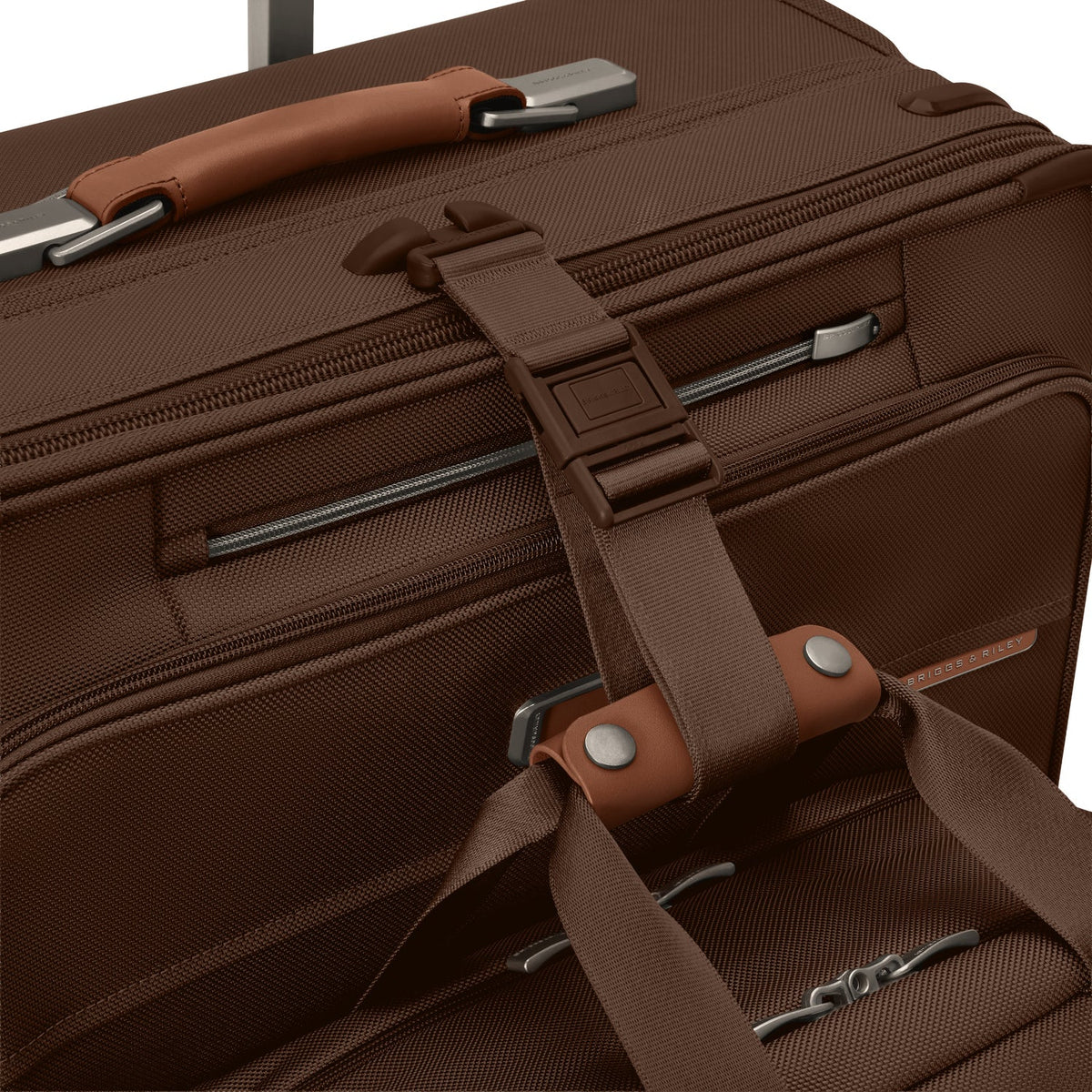 Briggs & Riley Baseline Large Expandable Spinner , , BLU129CXSP-18-SmartLinkStrap.1_1800x1800_b2d5b42c-48a3-42d9-92d3-294b0082982b