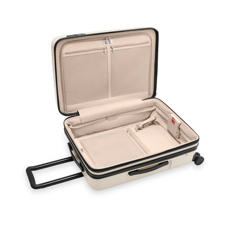 Briggs & Riley Sympatico Medium Expandable Spinner , , SU327CXSP-48_Interior1_1800x1800_ff44b912-3445-4e38-8245-855862f9baf1