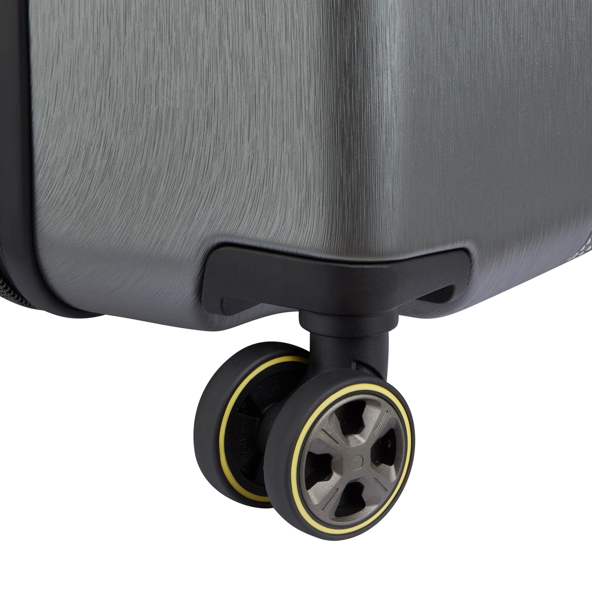 Delsey Cadence Medium Expandable Spinner
