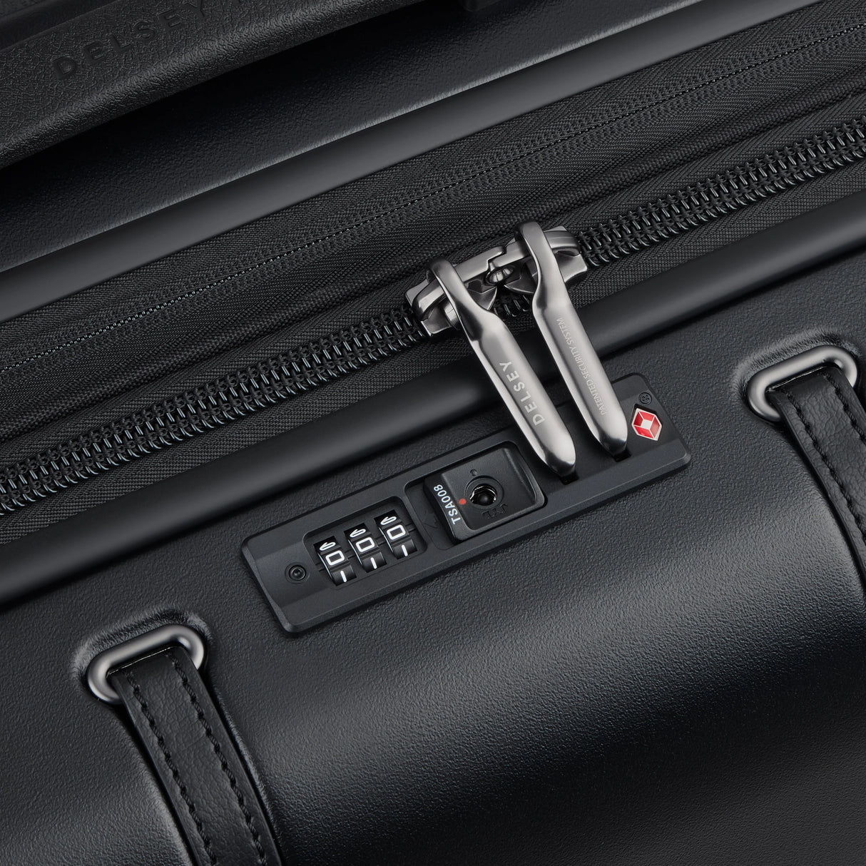 Delsey Cadence Large Expandable Spinner