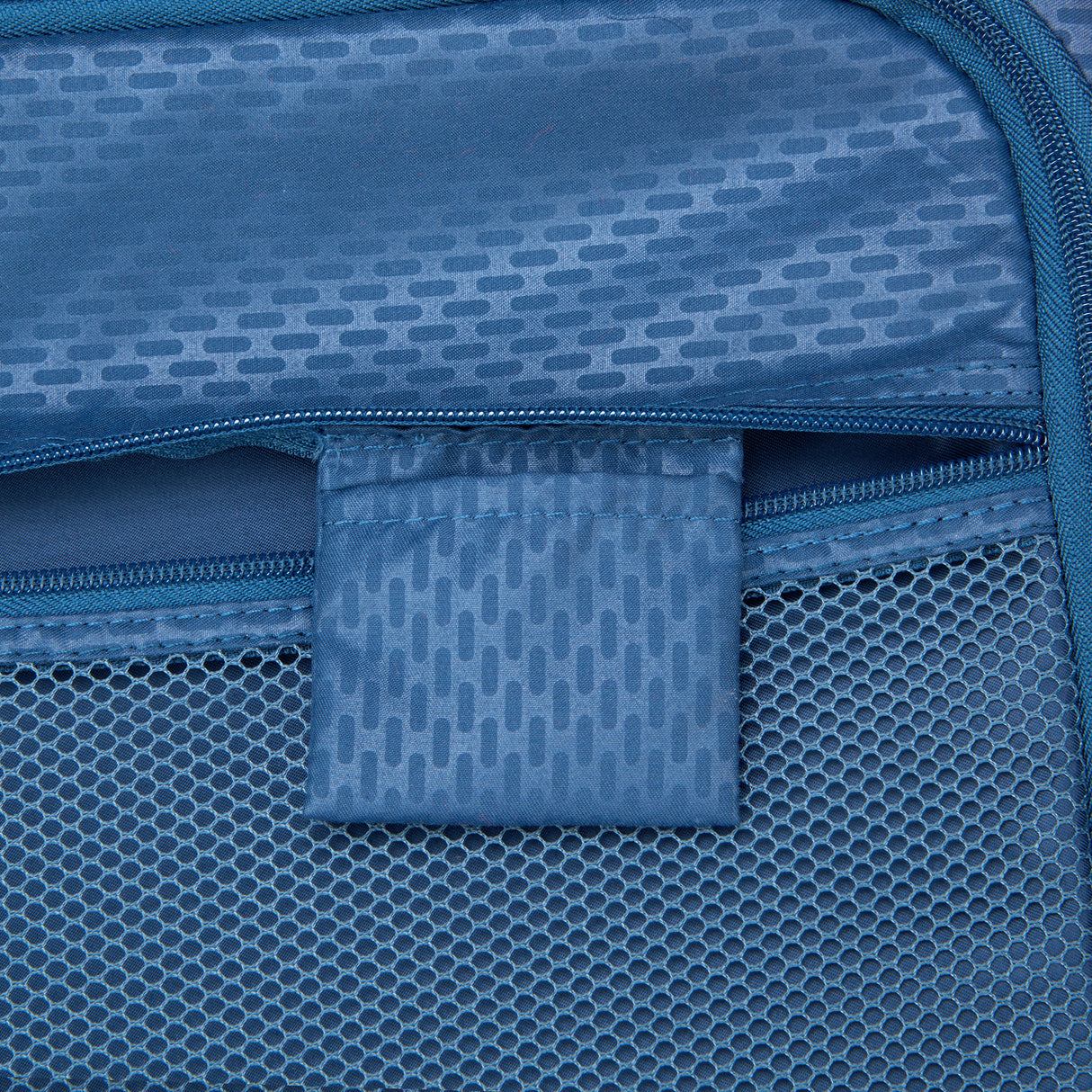 Delsey Chatelet Air 2.0 International Carry-On Spinner , , delsey-chatelet-air-2.0-40167680109-19