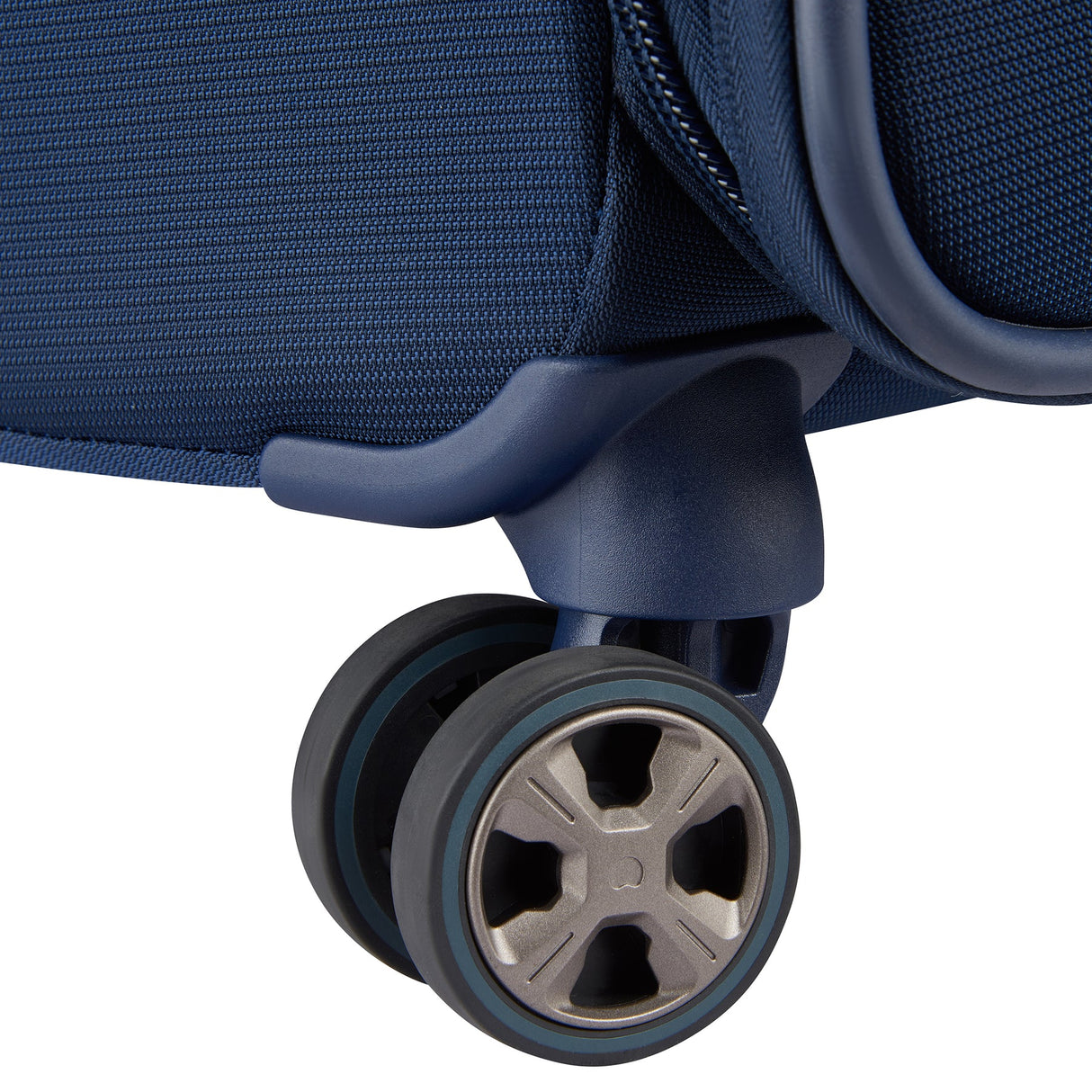 Delsey Helium DLX Large Checked Expandable Spinner , , delsey-helium-dlx-40239783002-13_1800x1800_058ff477-164d-433e-9a5b-68da4cd56b96