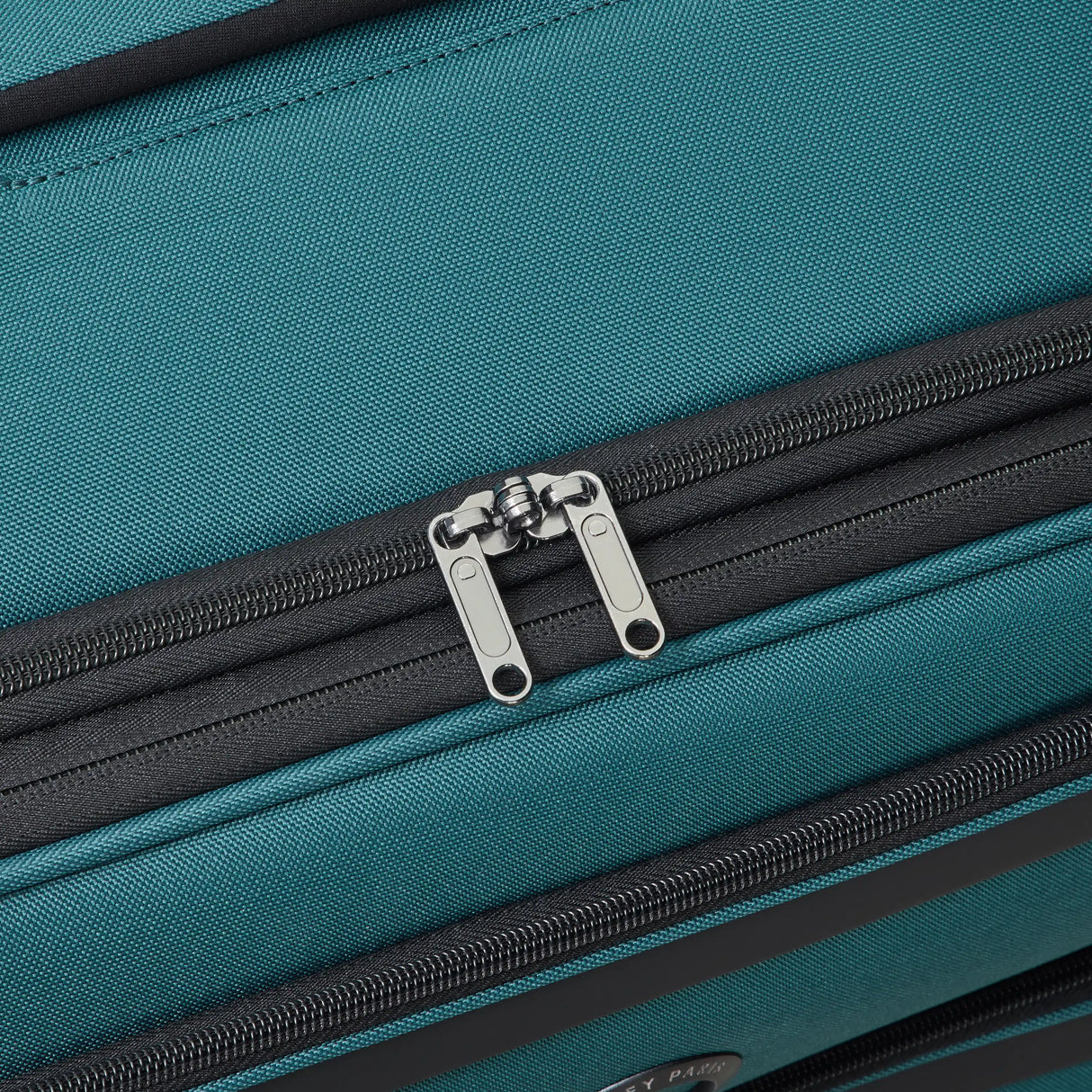 Delsey Sky Max 3.0 Medium Check-In Expandable Spinner