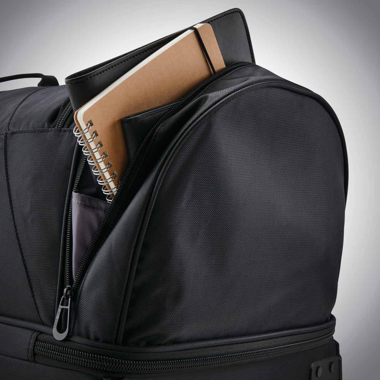 Samsonite Andante 2 Wheeled Duffle 28"